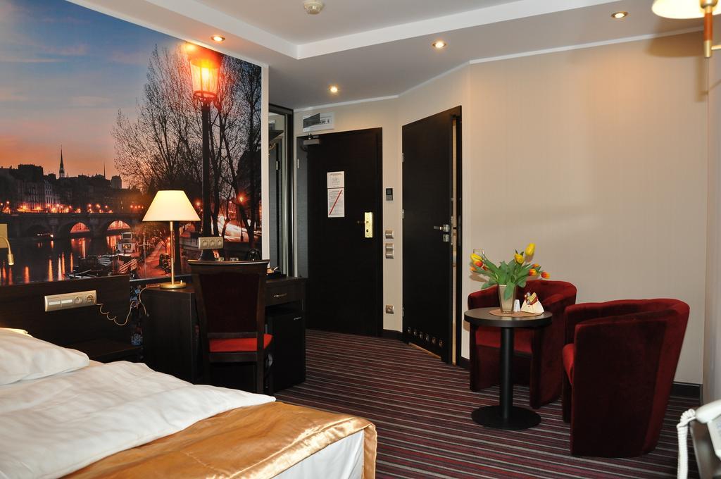 Hotel Atrium Nowy Tomysl Luaran gambar