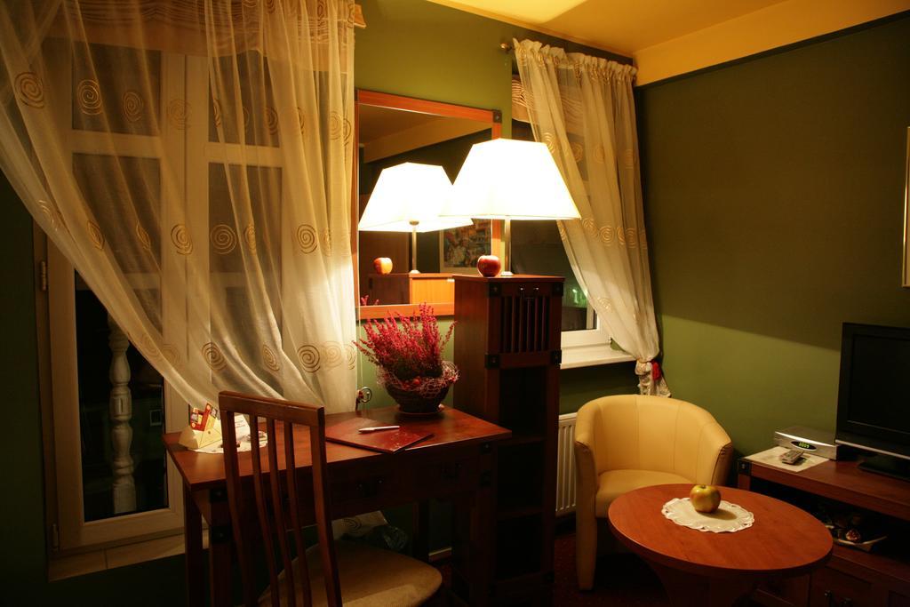 Hotel Atrium Nowy Tomysl Bilik gambar