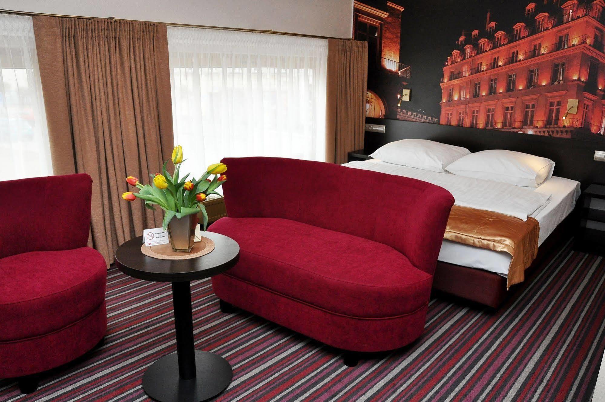 Hotel Atrium Nowy Tomysl Luaran gambar