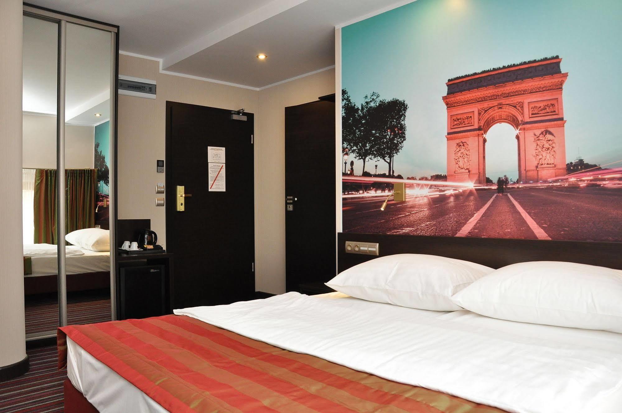 Hotel Atrium Nowy Tomysl Luaran gambar