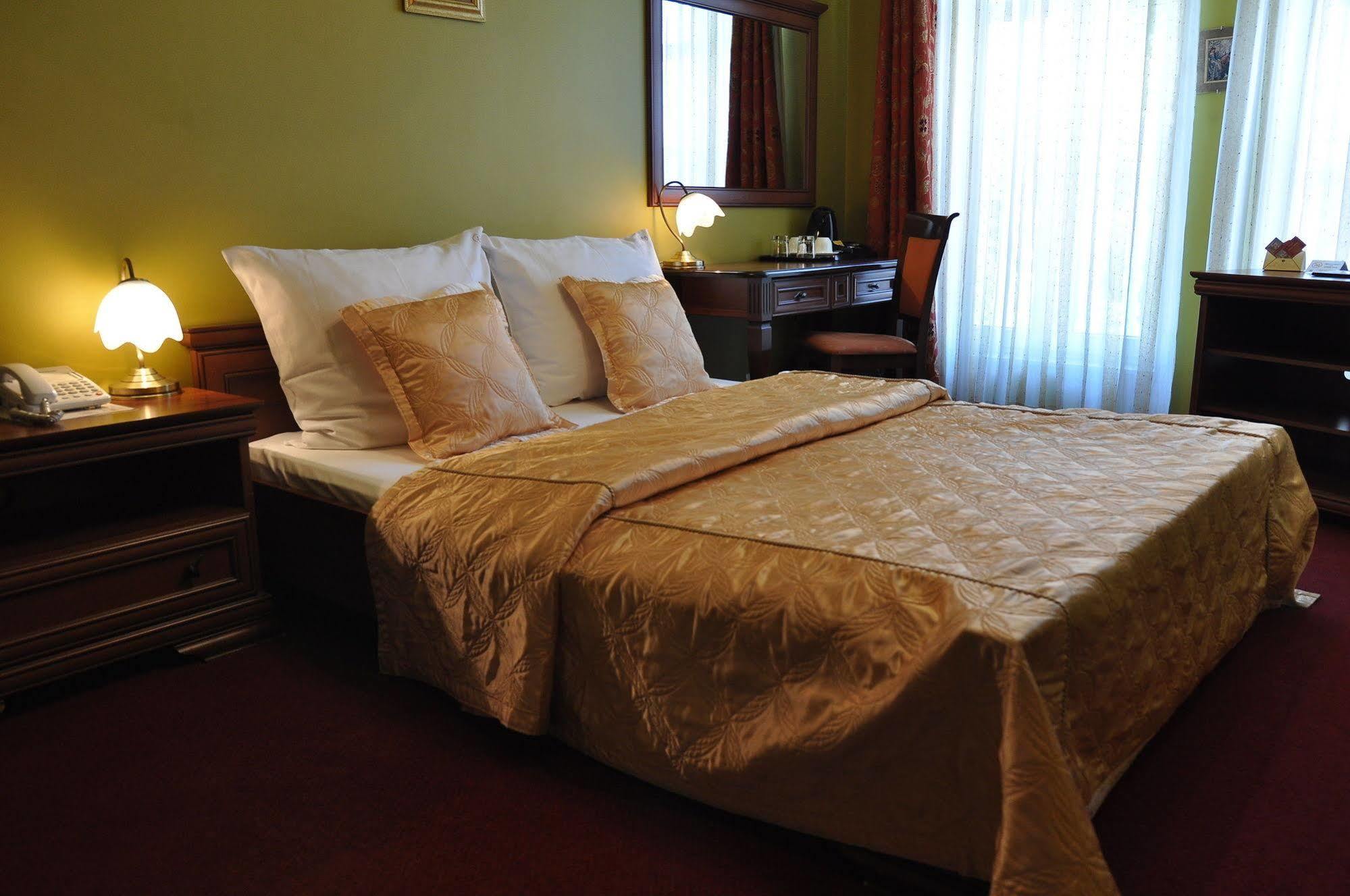 Hotel Atrium Nowy Tomysl Luaran gambar