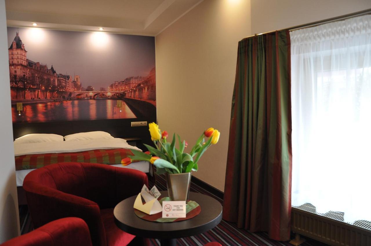 Hotel Atrium Nowy Tomysl Luaran gambar